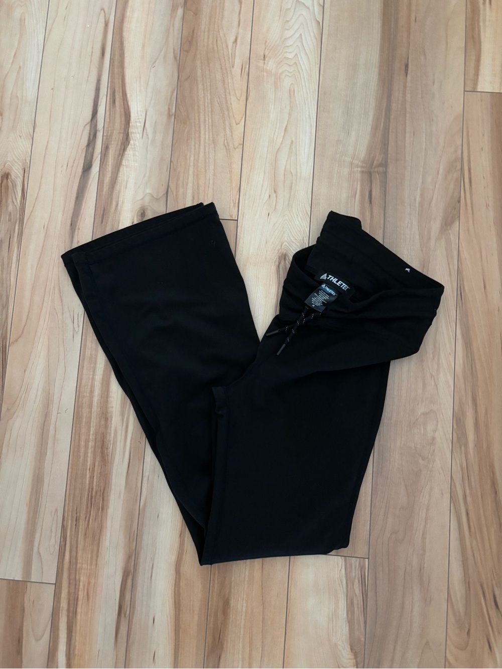 Theletex Black Jogger-Style Sweatpants for Women